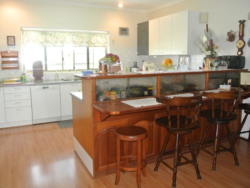 72 Booth Avenue, Tannum Sands QLD 4680
