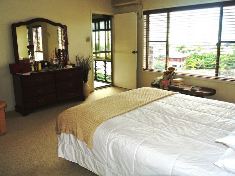 72 Booth Avenue, Tannum Sands QLD 4680