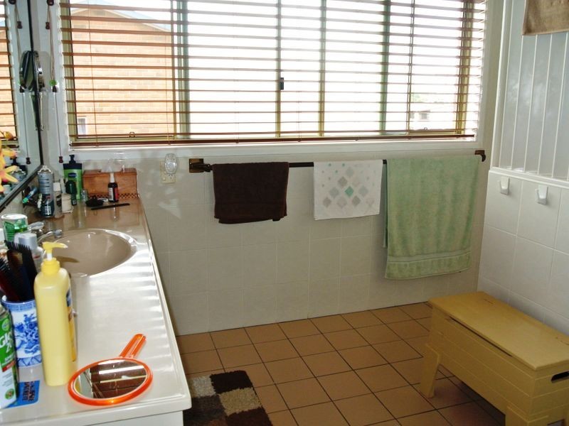 72 Booth Avenue, Tannum Sands QLD 4680