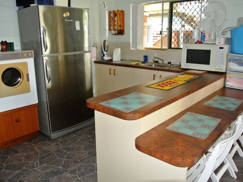 72 Booth Avenue, Tannum Sands QLD 4680
