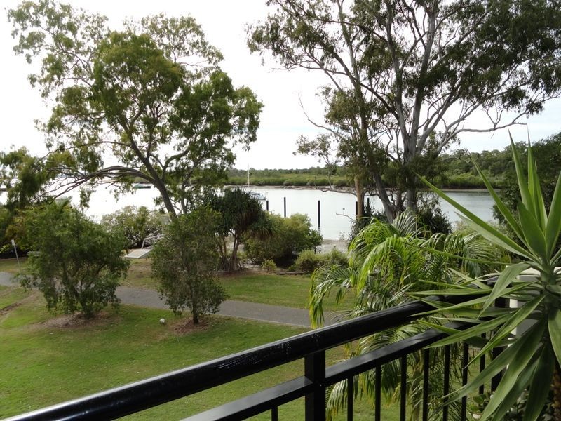 10/8A Wyndham Avenue, Boyne Island QLD 4680