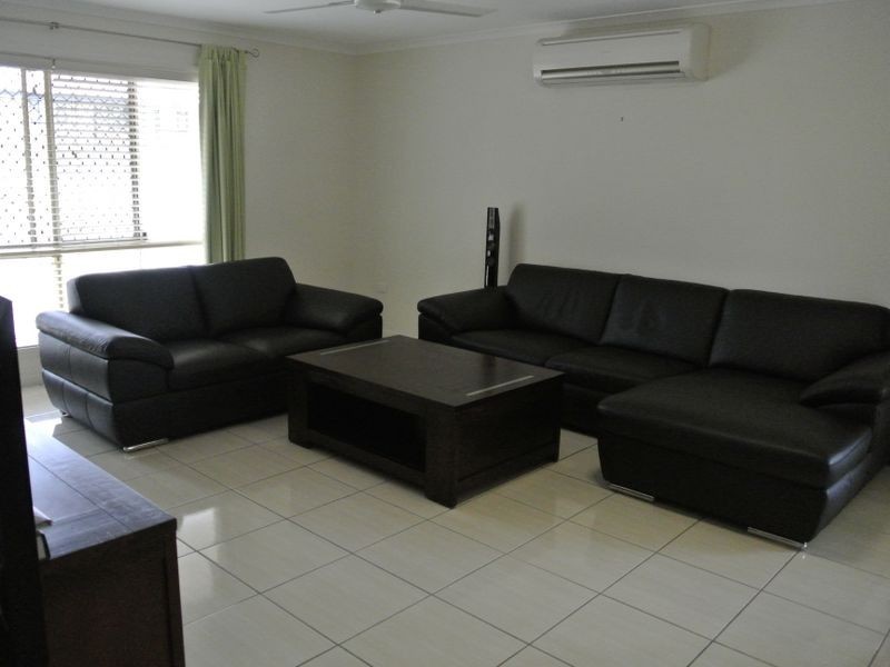 79 Booth Avenue, Tannum Sands QLD 4680