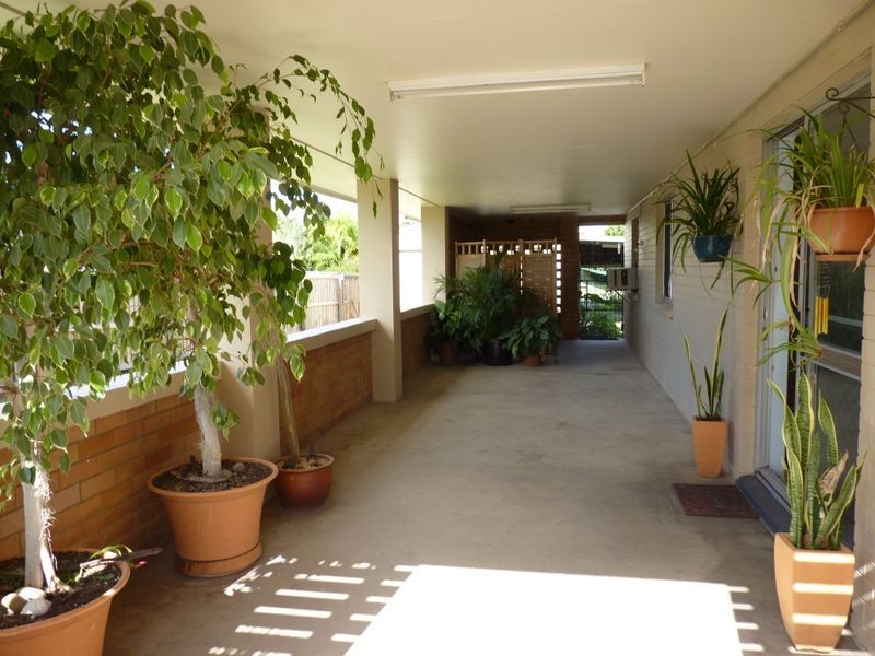 5 Bass Street, Boyne Island QLD 4680