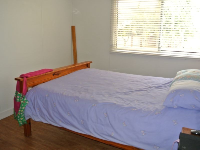 17 Alexander Street, Boyne Island QLD 4680