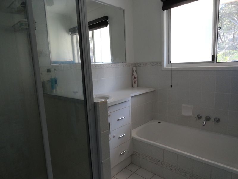 12 Tasman Court, Boyne Island QLD 4680