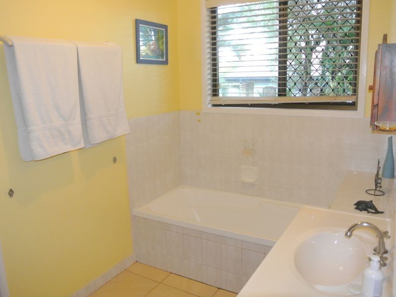 13 Polmaise Street, Boyne Island QLD 4680