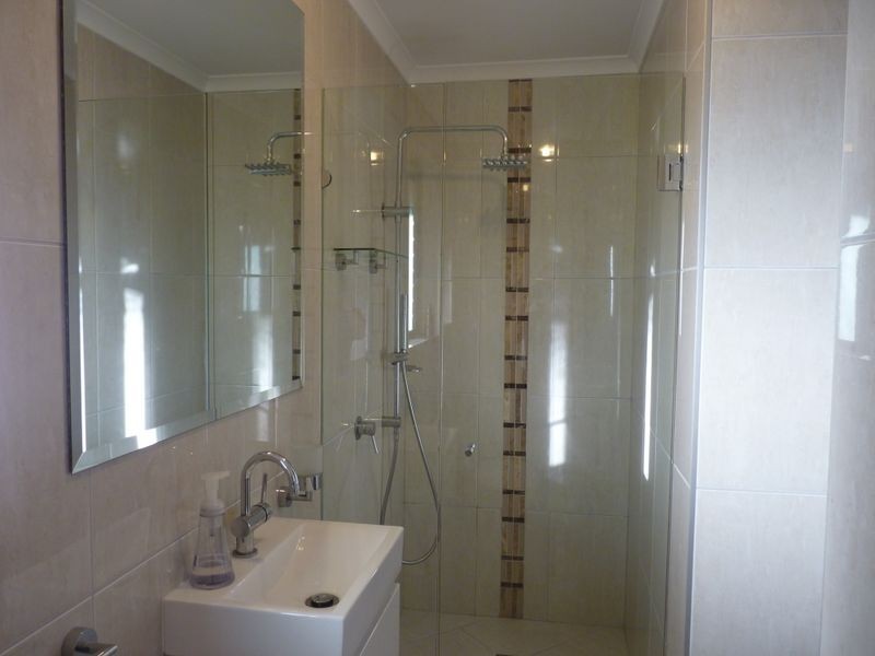 2 Andrew Court, Boyne Island QLD 4680