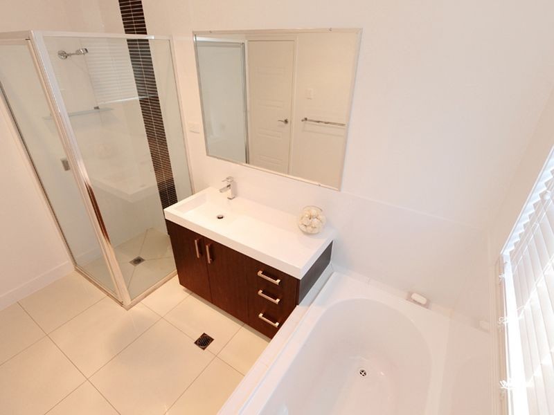 7 Winnecke Road, Tannum Sands QLD 4680
