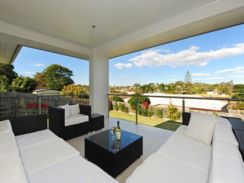 7 Winnecke Road, Tannum Sands QLD 4680