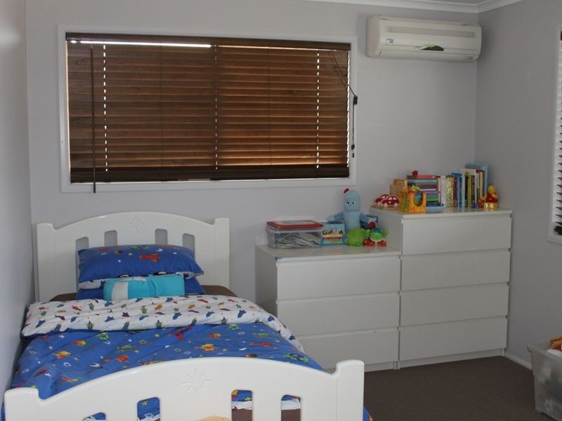 18 Lomandra Street, Boyne Island QLD 4680