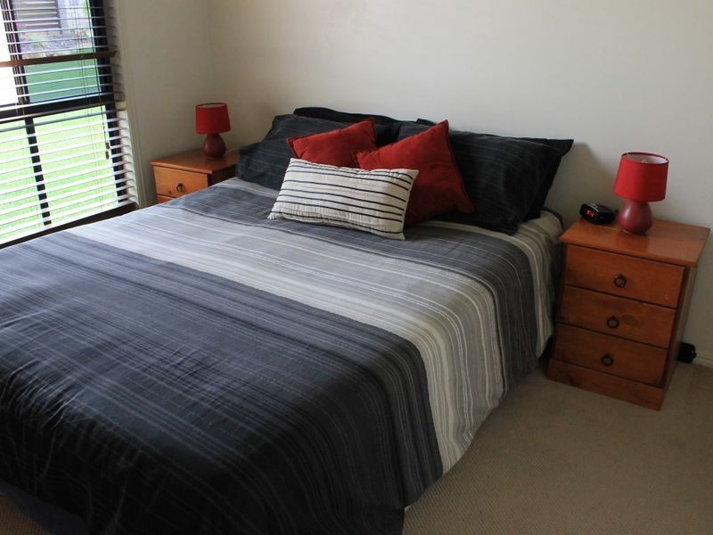 8 Riverside Drive, Tannum Sands QLD 4680