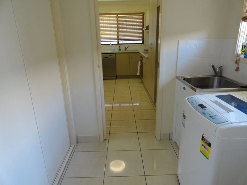 2/11 Golf View Drive, Boyne Island QLD 4680