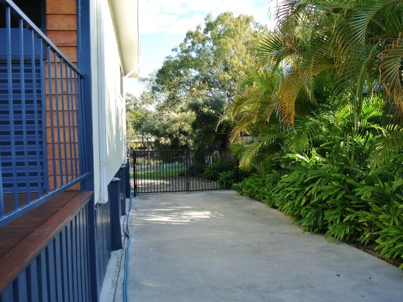 19 Orana Avenue, Boyne Island QLD 4680
