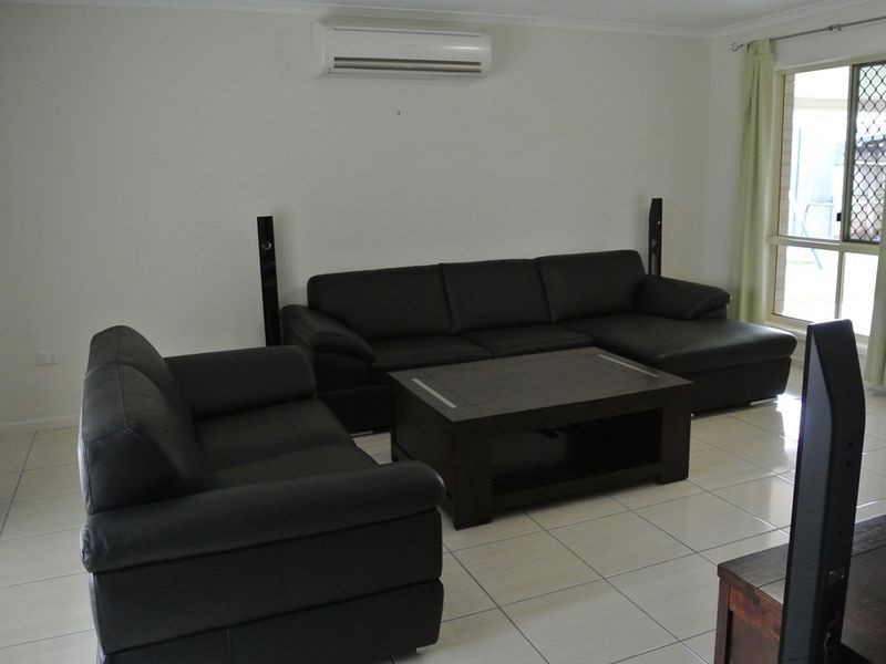 79 Booth Avenue, Tannum Sands QLD 4680