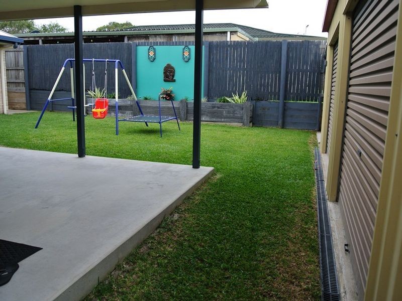 79 Booth Avenue, Tannum Sands QLD 4680