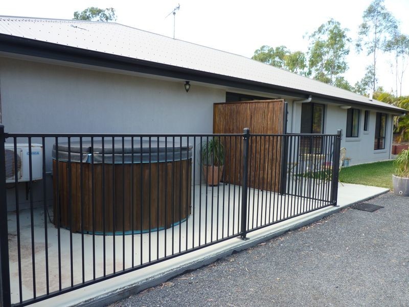 2 Ronald Crescent, Benaraby QLD 4680