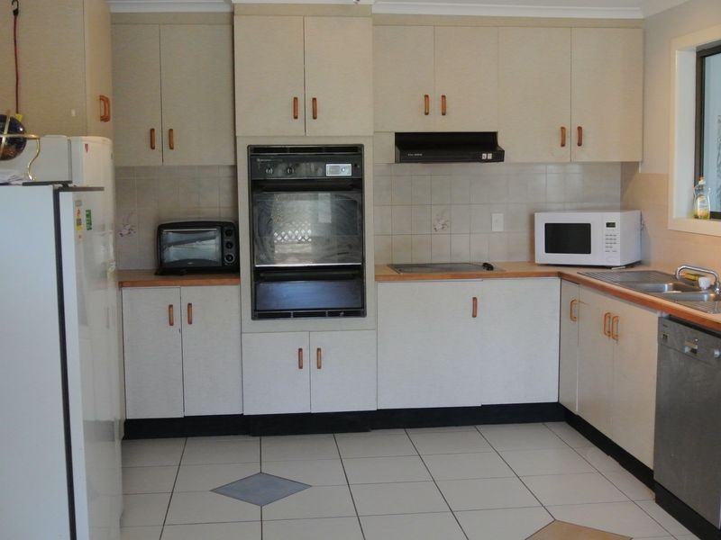 92 Malpas Street, Boyne Island QLD 4680