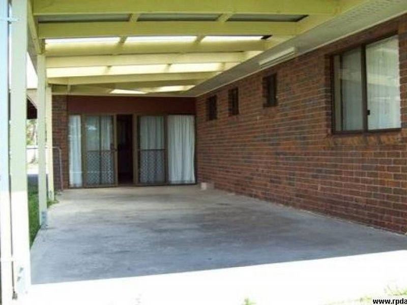 92 Malpas Street, Boyne Island QLD 4680