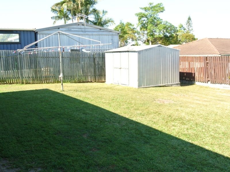 92 Malpas Street, Boyne Island QLD 4680
