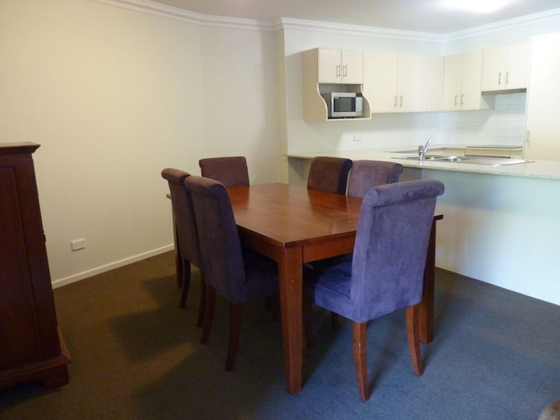 7/8A Wyndham Avenue, Boyne Island QLD 4680
