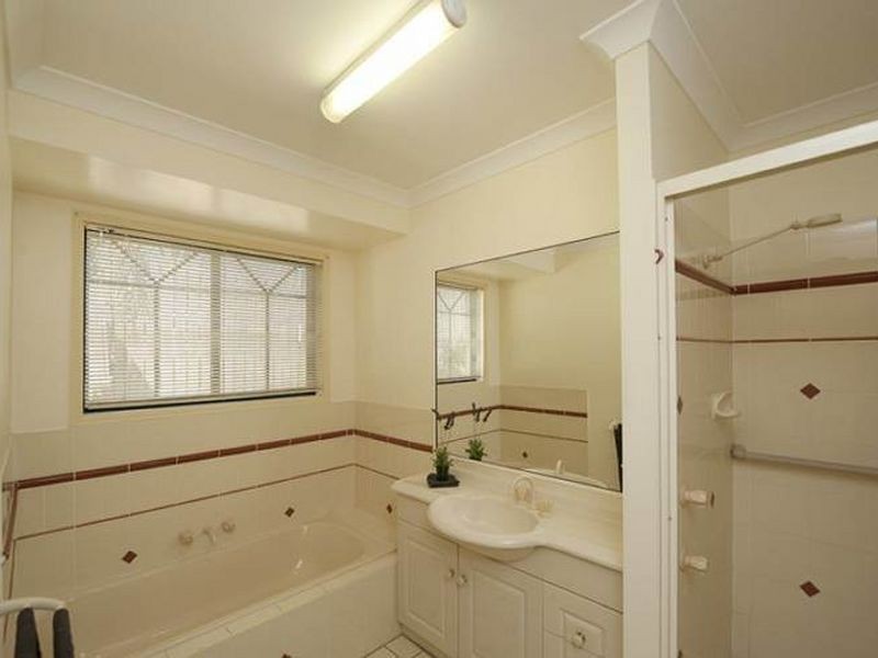 82 Hampton Drive, Tannum Sands QLD 4680