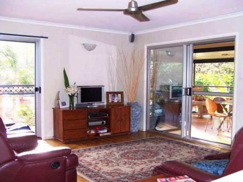 11 Tasman Court, Boyne Island QLD 4680