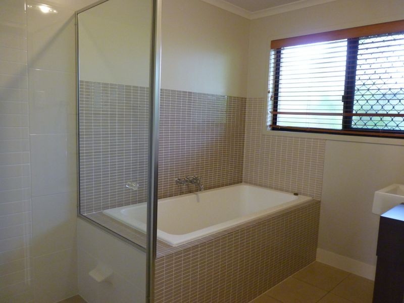 7 Longreach Court, Tannum Sands QLD 4680