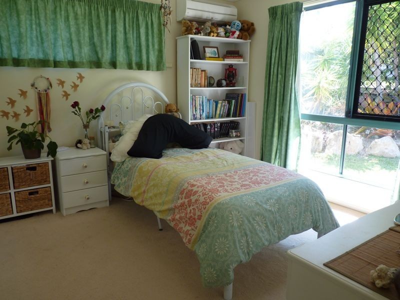 11 Wattora Close, Boyne Island QLD 4680