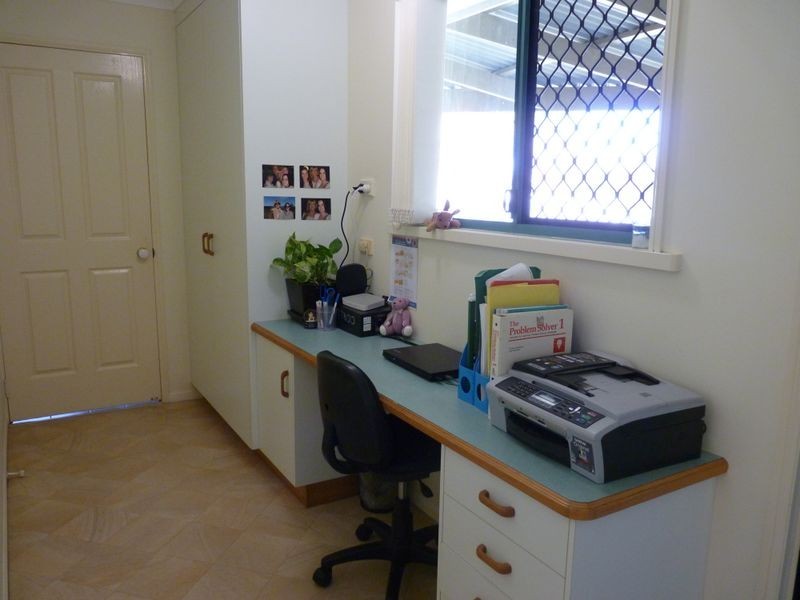 11 Wattora Close, Boyne Island QLD 4680