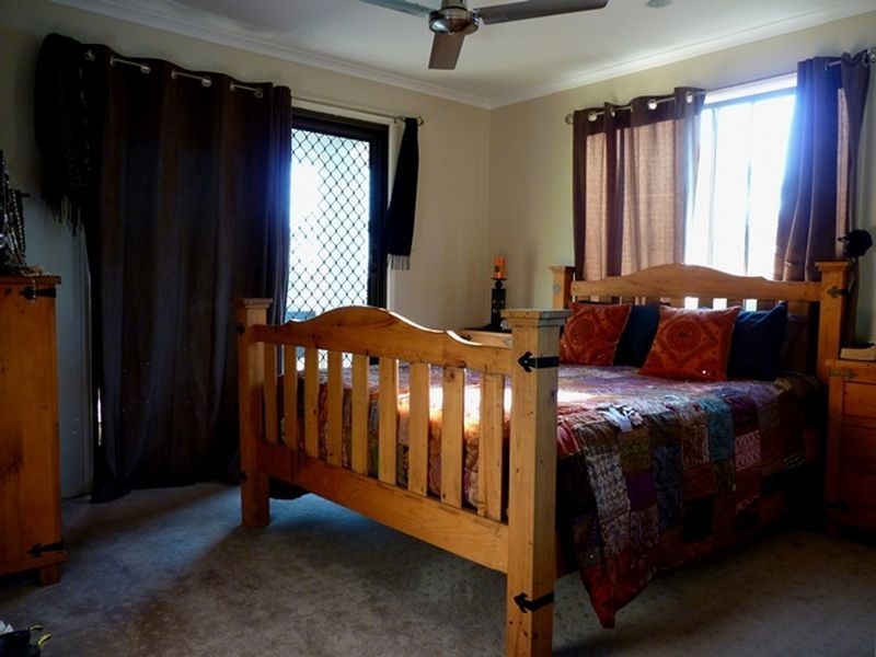 8 Parkside Street, Tannum Sands QLD 4680