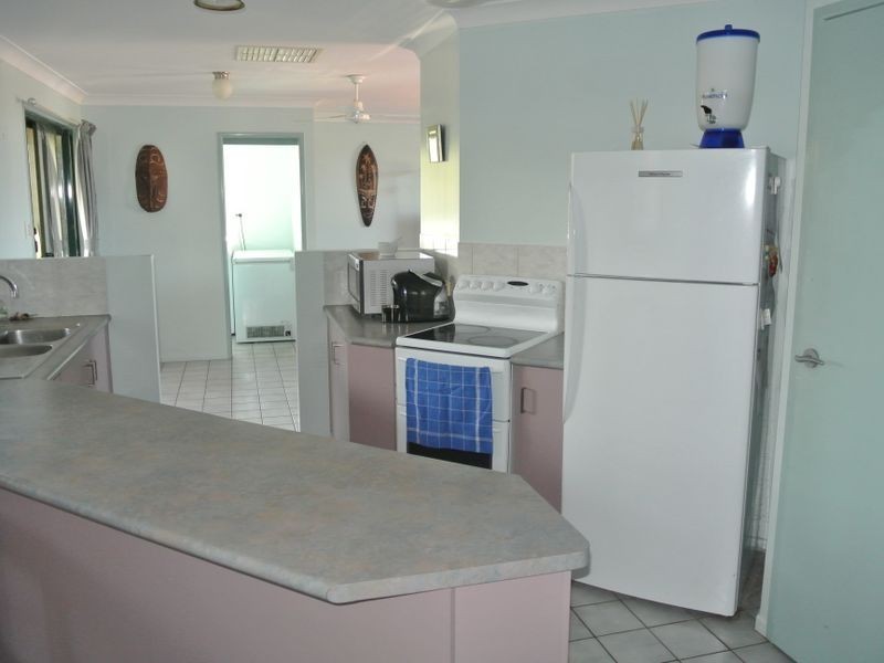 2 Wattle Court, Boyne Island QLD 4680