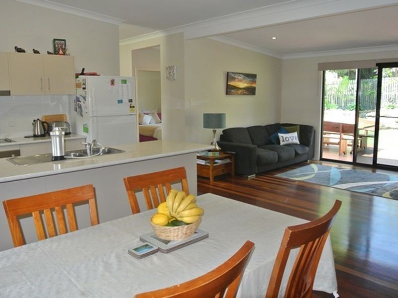 17 Davina Street, Boyne Island QLD 4680