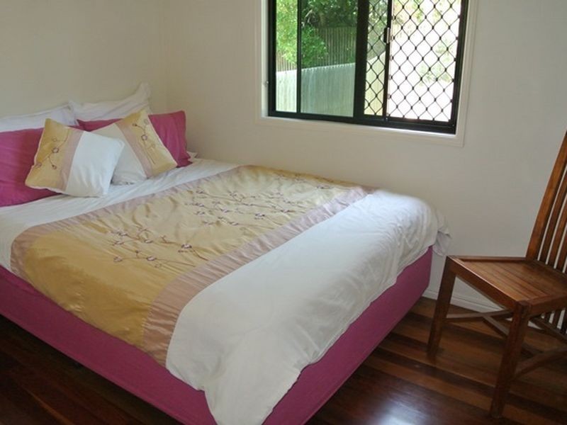 17 Davina Street, Boyne Island QLD 4680