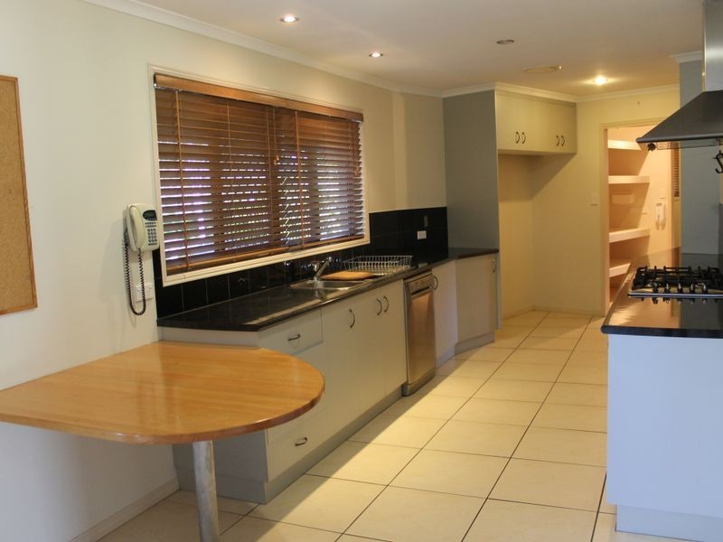 35 Dedekind Avenue, Benaraby QLD 4680