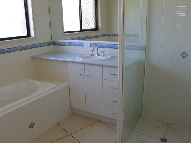 35 Dedekind Avenue, Benaraby QLD 4680