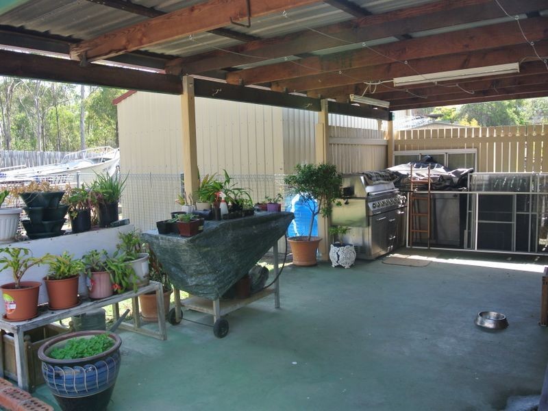 10 Elanora Street, Boyne Island QLD 4680