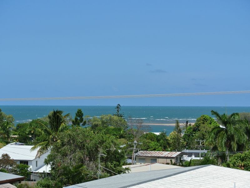 28 Amaroo Street, Boyne Island QLD 4680