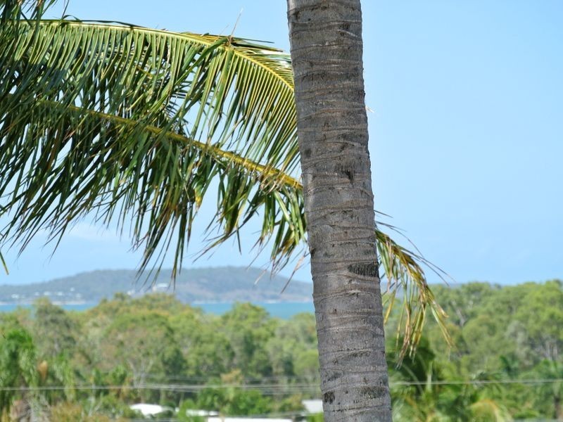 28 Amaroo Street, Boyne Island QLD 4680