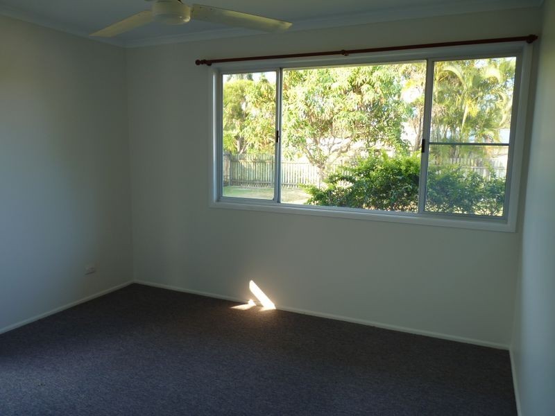 32 Katandra Street, Boyne Island QLD 4680