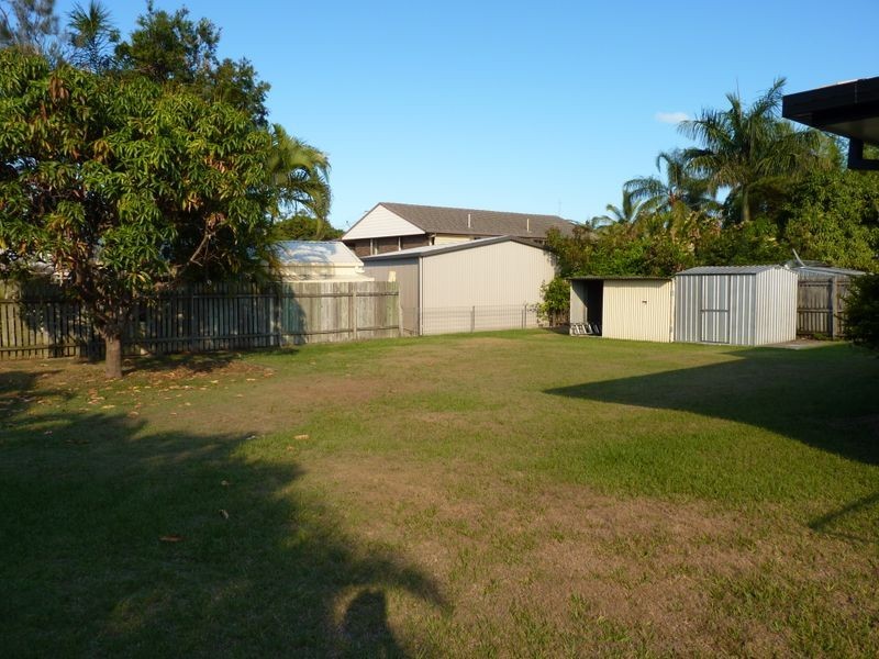 32 Katandra Street, Boyne Island QLD 4680