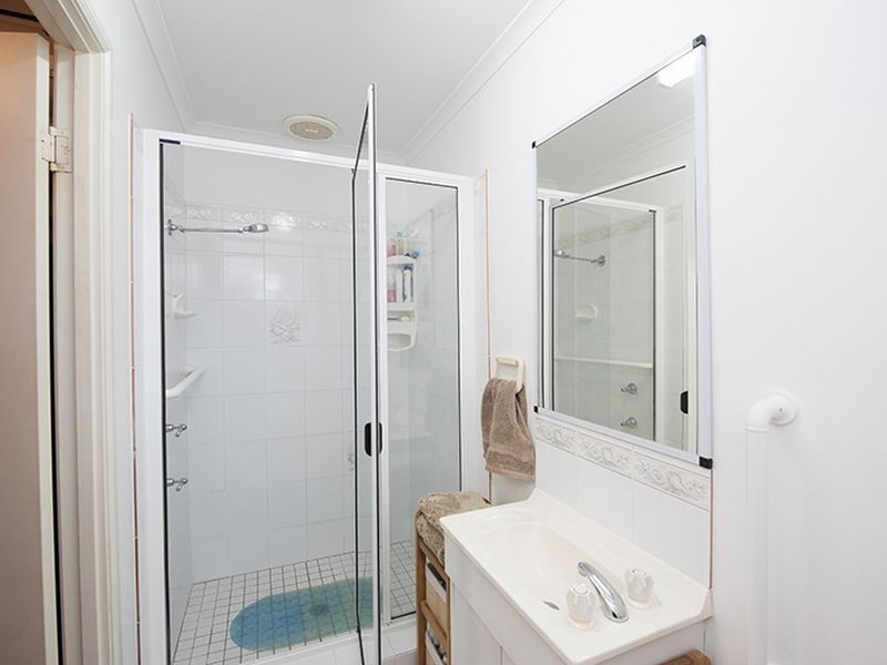 3 Currawong Court, Boyne Island QLD 4680