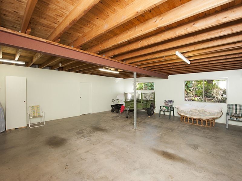 3 Currawong Court, Boyne Island QLD 4680