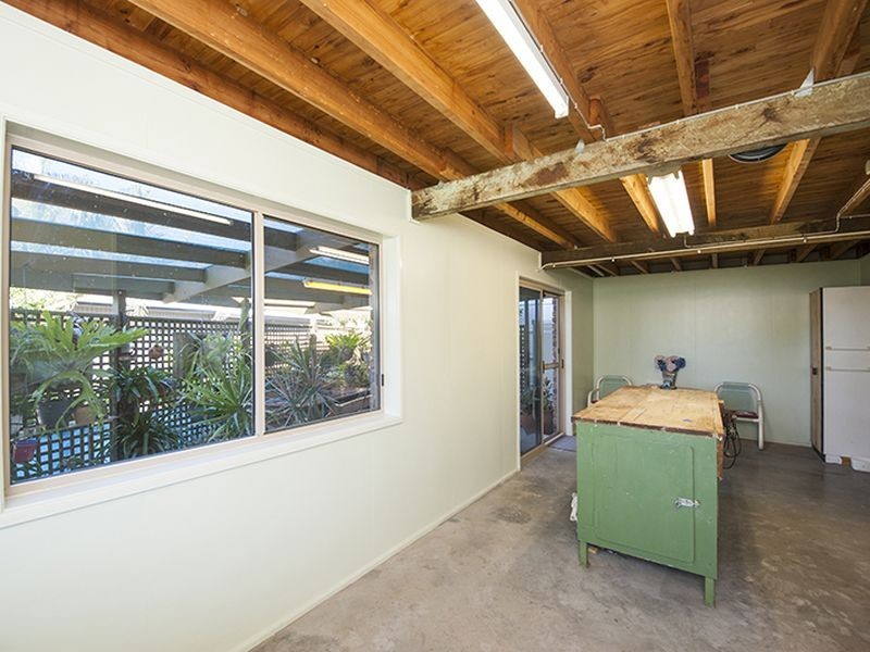 3 Currawong Court, Boyne Island QLD 4680