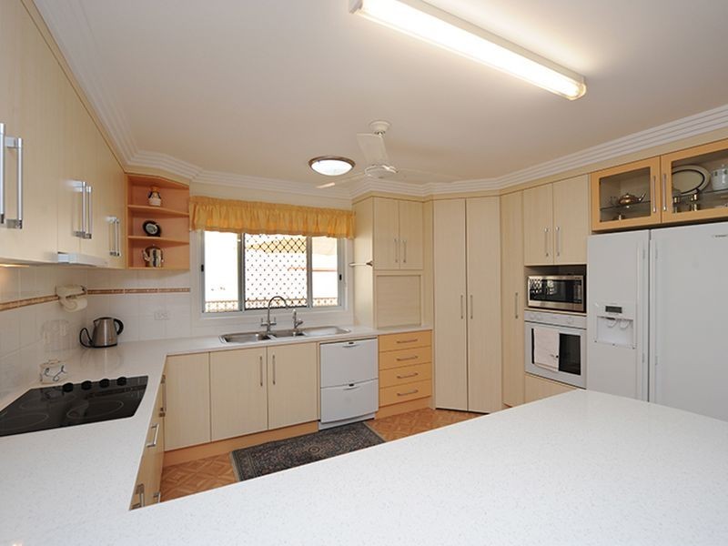 9 Karumba Court, Tannum Sands QLD 4680