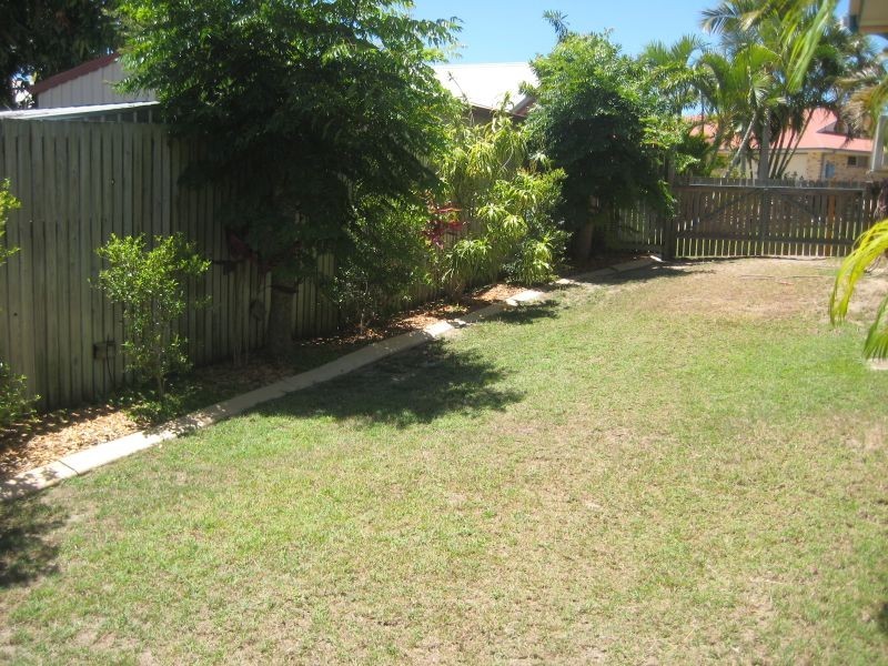 4 Selina Court, Tannum Sands QLD 4680