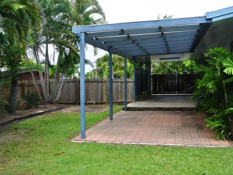12 Madigan Street, Tannum Sands QLD 4680