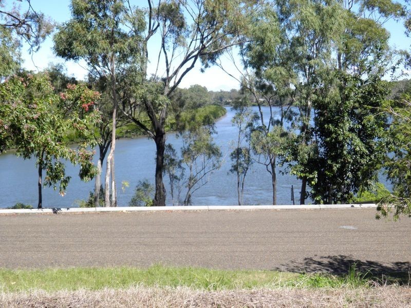 Lot 7    9 Richard Street, Boyne Island QLD 4680