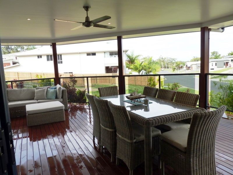 28 Lighthouse Drive, Boyne Island QLD 4680