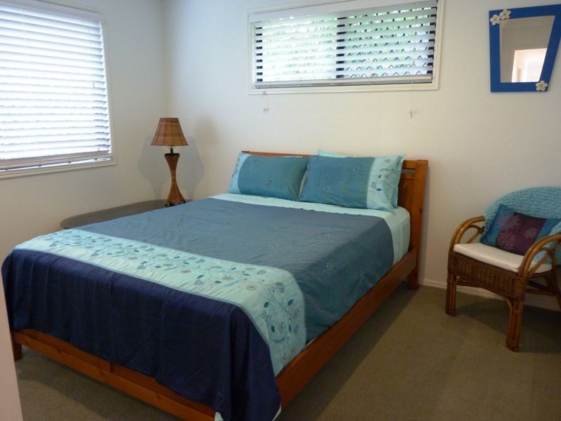 28 Lighthouse Drive, Boyne Island QLD 4680