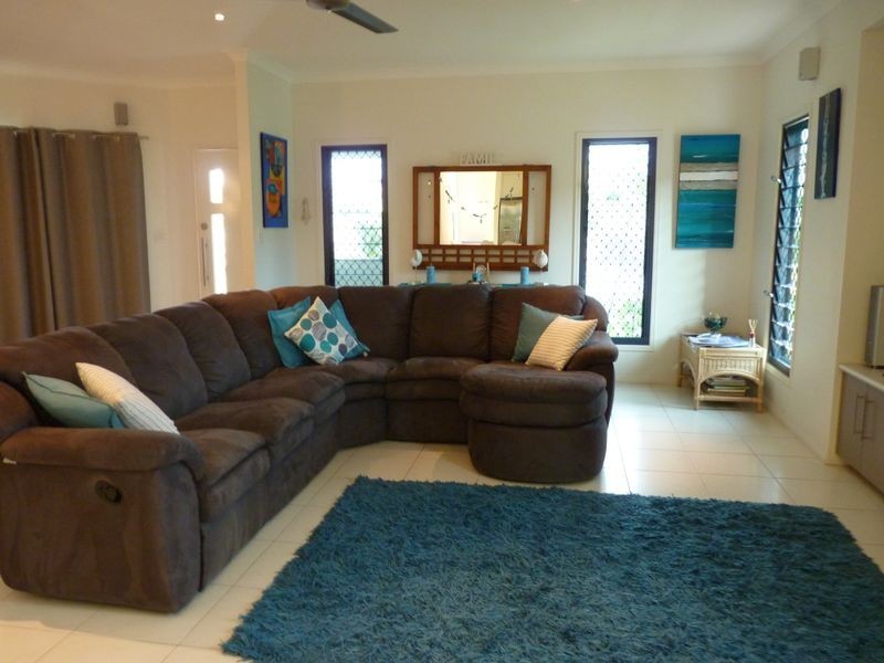 28 Lighthouse Drive, Boyne Island QLD 4680